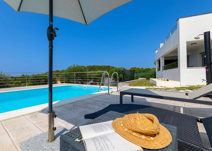 Holiday Home Ria - Tgr146 By Interhome